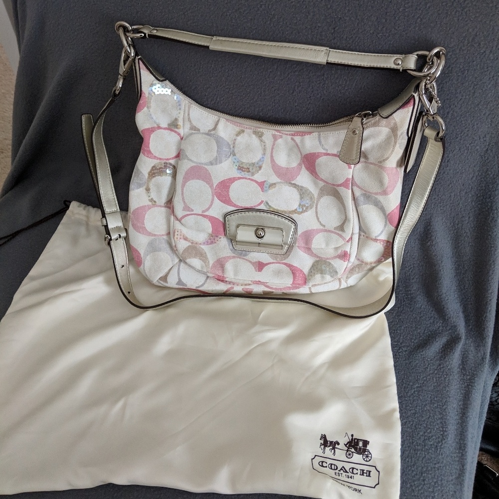 Coach Pocket Book